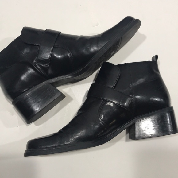 BANDOLINO leather bootie silver buckle square toe - Picture 6 of 7